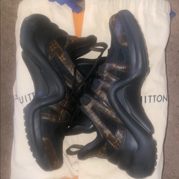 Women’s  Black and Brown Louis Vuitton Sneakers - Picture 4 of 8